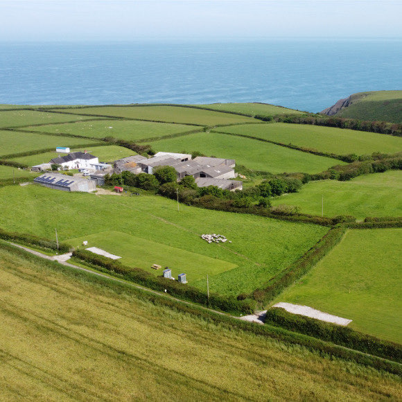 Découvrir la Cornouailles en sac à dos - BuDe Camping